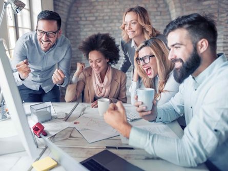 Digital Health Academy mit Schulungen zu Big Data, Cloud Computing, Data Science, Künstlicher Intelligenz.